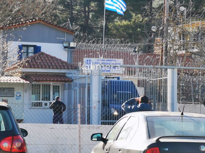 LIVE | &Eta; &mu;&epsilon;&tau;&alpha;&gamma;&omega;&gamma;ή &tau;&omicron;&upsilon; &Delta;&eta;&mu;ή&tau;&rho;&eta; &Lambda;&iota;&gamma;&nu;ά&delta;&eta; &sigma;&tau;&iota;&sigmaf; &phi;&upsilon;&lambda;&alpha;&kappa;έ&sigmaf; &Tau;&rho;ί&pi;&omicron;&lambda;&eta;&sigmaf;