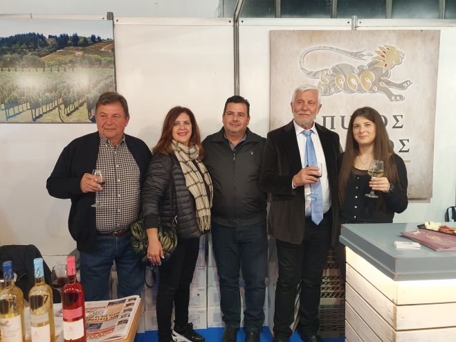 &Sigma;&tau;&eta;&nu; &Pi;&epsilon;&lambda;&omicron;&pi;ό&nu;&nu;&eta;&sigma;&omicron;&sigmaf; Expo &omicron; &Pi;έ&tau;&rho;&omicron;&sigmaf; &Tau;&alpha;&tau;&omicron;ύ&lambda;&eta;&sigmaf;