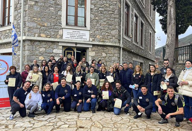 &Sigma;&tau;&epsilon;&mu;&nu;ί&tau;&sigma;&alpha; | &Epsilon;&kappa;&pi;&alpha;ί&delta;&epsilon;&upsilon;&sigma;&eta; &pi;&omicron;&lambda;&iota;&tau;ώ&nu; &sigma;&tau;&iota;&sigmaf; &Alpha;' &Beta;&omicron;ή&theta;&epsilon;&iota;&epsilon;&sigmaf; &kappa;&alpha;&iota; &sigma;&tau;&eta; &chi;&rho;ή&sigma;&eta; &Alpha;&pi;&iota;&nu;&iota;&delta;&iota;&sigma;&tau;ή