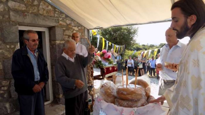 &Omicron; &epsilon;&omicron;&rho;&tau;&alpha;&sigma;&mu;ό&sigmaf; &tau;&omicron;&upsilon; &Pi;&rho;&omicron;&phi;ή&tau;&eta; &Eta;&lambda;ί&alpha; &sigma;&tau;&omicron; &chi;&omega;&rho;&iota;ό &Sigma;έ&rho;&beta;&omicron;&upsilon; (&epsilon;&iota;&kappa;ό&nu;&epsilon;&sigmaf;)