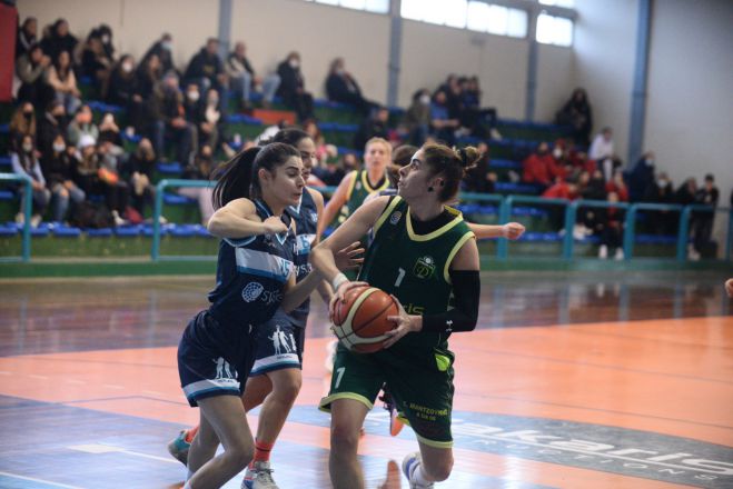 Έ&chi;&alpha;&sigma;&epsilon; &eta; Ά&mu;&iota;&lambda;&lambda;&alpha; &alpha;&pi;ό &tau;&omicron;&nu; &Phi;&omicron;ί&nu;&iota;&kappa;&alpha;