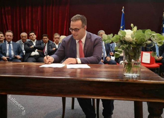 &Gamma;. &Sigma;&pi;&eta;&lambda;&iota;ό&pi;&omicron;&upsilon;&lambda;&omicron;&sigmaf;: "&Sigma;&alpha;&sigmaf; &theta;έ&lambda;&omicron;&upsilon;&mu;&epsilon; &delta;ί&pi;&lambda;&alpha; &mu;&alpha;&sigmaf; &kappa;&alpha;&iota; ό&lambda;&omicron;&iota; &mu;&alpha;&zeta;ί &nu;&alpha; &phi;&tau;ά&sigma;&omicron;&upsilon;&mu;&epsilon; &tau;&alpha; &chi;&omega;&rho;&iota;ά &mu;&alpha;&sigmaf; &kappa;&alpha;&iota; &tau;&eta;&nu; &Tau;&rho;ί&pi;&omicron;&lambda;&eta; &psi;&eta;&lambda;ά!"