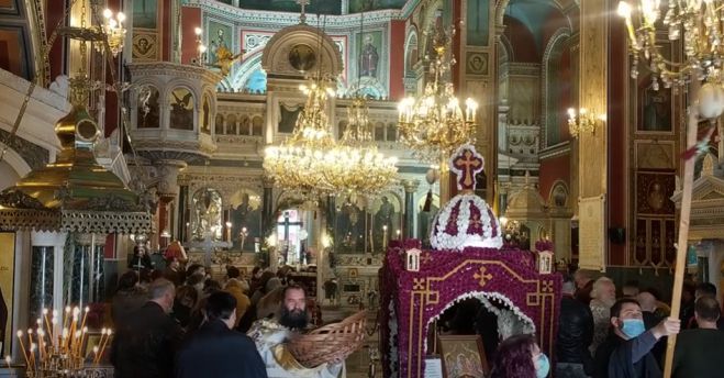 &Tau;&rho;ί&pi;&omicron;&lambda;&eta; | &Pi;&rho;ώ&tau;&eta; &Alpha;&nu;ά&sigma;&tau;&alpha;&sigma;&eta; &sigma;&tau;&omicron;&nu; &Mu;&eta;&tau;&rho;&omicron;&pi;&omicron;&lambda;&iota;&tau;&iota;&kappa;ό &Nu;&alpha;ό &Alpha;&gamma;ί&omicron;&upsilon; &Beta;&alpha;&sigma;&iota;&lambda;&epsilon;ί&omicron;&upsilon; (vd)