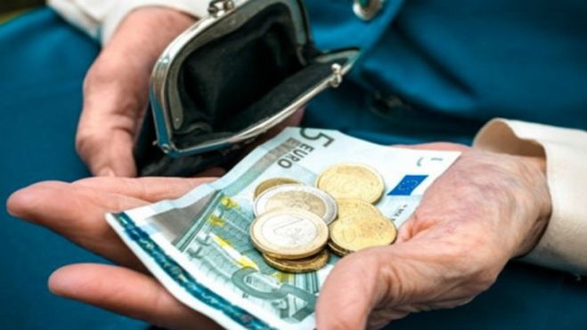 ΕΚΑΣ: Κομμένο από τα 664 ευρώ και πάνω