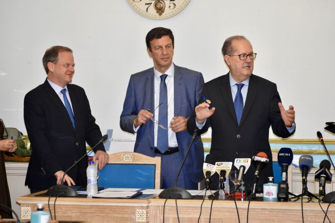 &Nu;ί&kappa;&alpha;&sigmaf; &sigma;&epsilon; &Kappa;&alpha;&rho;&alpha;&mu;&alpha;&nu;&lambda;ή: "&Delta;&epsilon;&nu; &mu;&pi;&omicron;&rho;&omicron;ύ&mu;&epsilon; &nu;&alpha; &mu;&iota;&lambda;ά&mu;&epsilon; &gamma;&iota;&alpha; &alpha;&nu;ά&pi;&tau;&upsilon;&xi;&eta; &tau;&eta;&sigmaf; &Beta;&Iota;&Pi;&Epsilon; &Tau;&rho;ί&pi;&omicron;&lambda;&eta;&sigmaf;, &chi;&omega;&rho;ί&sigmaf; &sigma;&iota;&delta;&eta;&rho;ό&delta;&rho;&omicron;&mu;&omicron;"