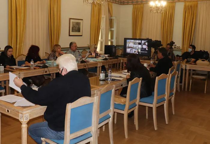 &Eta; &lambda;ί&sigma;&tau;&alpha; &mu;&epsilon; &tau;&alpha; έ&rho;&gamma;&alpha; &tau;&eta;&sigmaf; &Alpha;&rho;&kappa;&alpha;&delta;ί&alpha;&sigmaf; &pi;&omicron;&upsilon; &epsilon;&gamma;&kappa;&rho;ί&theta;&eta;&kappa;&alpha;&nu; &sigma;&tau;&eta;&nu; &Omicron;&iota;&kappa;&omicron;&nu;&omicron;&mu;&iota;&kappa;ή &Epsilon;&pi;&iota;&tau;&rho;&omicron;&pi;ή &tau;&eta;&sigmaf; &Pi;&epsilon;&rho;&iota;&phi;έ&rho;&epsilon;&iota;&alpha;&sigmaf;