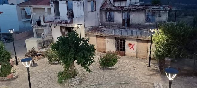 Φωτιστικά led πρόσφερε ιδιωτική εταιρεία στο χωριό Πυρρή Γορτυνίας