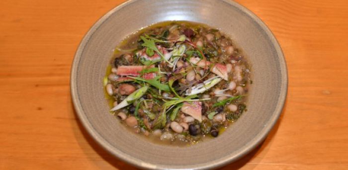 &Sigma;&upsilon;&nu;&epsilon;&chi;ί&zeta;&omicron;&nu;&tau;&alpha;&iota; &omicron;&iota; &epsilon;&gamma;&gamma;&rho;&alpha;&phi;έ&sigmaf; &sigma;&tau;&eta; &laquo;&Gamma;&iota;&omicron;&rho;&tau;ή &Mu;&epsilon;&sigma;&sigma;&eta;&nu;&iota;&alpha;&kappa;ή&sigmaf; &Gamma;&alpha;&sigma;&tau;&rho;&omicron;&nu;&omicron;&mu;ί&alpha;&sigmaf;&raquo;