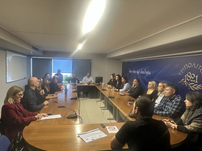 Στην Τρίπολη ερευνητική ομάδα του Παντείου Πανεπιστημίου | Τζιούμης: «Ενισχύουμε τις κοινωνικές δομές του Δήμου μας» (εικόνες)