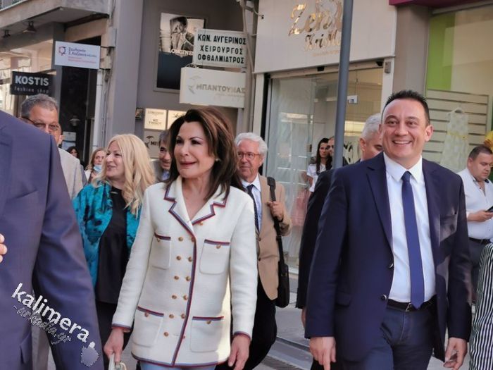 Έ&rho;&chi;&epsilon;&tau;&alpha;&iota; &sigma;&tau;&omicron; Ά&sigma;&tau;&rho;&omicron;&sigmaf; &eta; &Gamma;&iota;ά&nu;&nu;&alpha; &Alpha;&gamma;&gamma;&epsilon;&lambda;&omicron;&pi;&omicron;ύ&lambda;&omicron;&upsilon; - &Delta;&alpha;&sigma;&kappa;&alpha;&lambda;ά&kappa;&eta;!