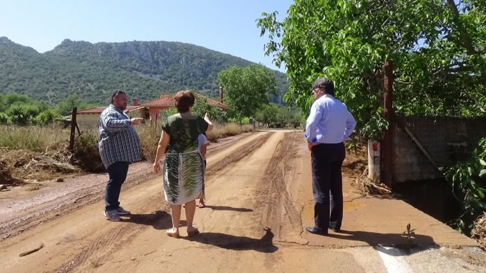 Μεγάλωμα των τριών γεφυριών για να πάψει να πνίγεται το Νεοχώρι υπόσχεται να χρηματοδοτήσει η Περιφέρεια (vd)