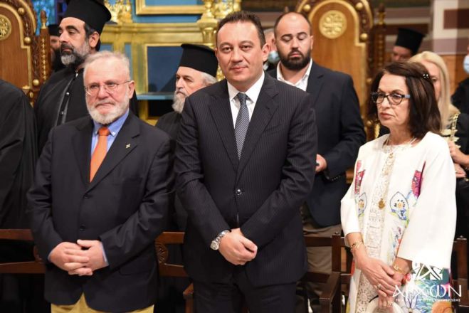 &Omicron; &Beta;&lambda;ά&sigma;&eta;&sigmaf; &delta;&epsilon;&nu; &xi;&epsilon;&chi;&nu;ά &tau;&eta;&nu; &iota;&alpha;&tau;&rho;&iota;&kappa;ή &tau;&omicron;&upsilon; &iota;&delta;&iota;ό&tau;&eta;&tau;&alpha; | &Kappa;&alpha;&theta;&omicron;&rho;&iota;&sigma;&tau;&iota;&kappa;έ&sigmaf; &omicron;&iota; &pi;&rho;ώ&tau;&epsilon;&sigmaf; &beta;&omicron;ή&theta;&epsilon;&iota;&epsilon;&sigmaf; &pi;&omicron;&upsilon; &omicron; &beta;&omicron;&upsilon;&lambda;&epsilon;&upsilon;&tau;ή&sigmaf;-&gamma;&iota;&alpha;&tau;&rho;ό&sigmaf; έ&delta;&omega;&sigma;&epsilon; &sigma;&epsilon; &nu;&epsilon;&alpha;&rho;ή &kappa;&omicron;&pi;έ&lambda;&alpha;, &eta; &omicron;&pi;&omicron;ί&alpha; έ&chi;&alpha;&sigma;&epsilon; &tau;&iota;&sigmaf; &alpha;&iota;&sigma;&theta;ή&sigma;&epsilon;&iota;&sigmaf; &tau;&eta;&sigmaf; &mu;έ&sigma;&alpha; &sigma;&tau;&omicron;&nu; &Mu;&eta;&tau;&rho;&omicron;&pi;&omicron;&lambda;&iota;&tau;&iota;&kappa;ό &Nu;&alpha;ό &Alpha;&theta;&eta;&nu;ώ&nu;!