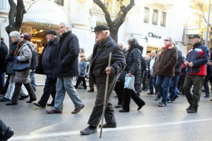 Περικοπές έως 20% στις κύριες συντάξεις του Δημοσίου