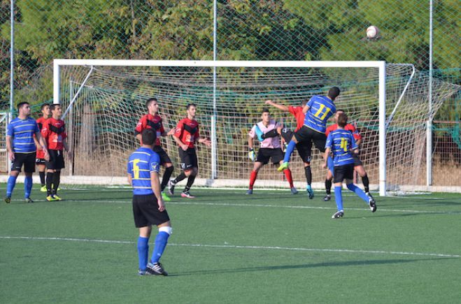 &Tau;&omicron;&pi;&iota;&kappa;ό &pi;&omicron;&delta;ό&sigma;&phi;&alpha;&iota;&rho;&omicron;: &ldquo;&Delta;&iota;&pi;&lambda;ό&rdquo; &tau;&omicron;&upsilon; &Alpha;&pi;ό&lambda;&lambda;&omega;&nu;&alpha; &ndash; &Chi; &tau;&omicron; &Lambda;&epsilon;&omega;&nu;ί&delta;&iota;&omicron; &ndash; &Nu;ί&kappa;&eta; &mu;&epsilon; &alpha;&nu;&alpha;&tau;&rho;&omicron;&pi;ή &gamma;&iota;&alpha; &tau;&omicron;&nu; &Epsilon;&rho;&mu;ή