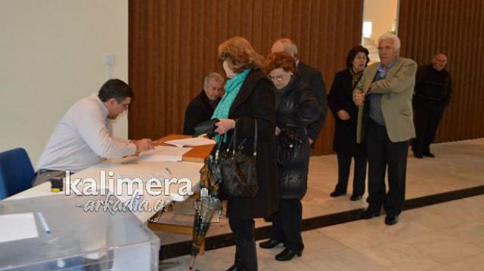 &Nu;&Delta;-&Omicron;&mu;&alpha;&lambda;ά &kappa;&upsilon;&lambda;&omicron;ύ&nu; &omicron;&iota; &epsilon;&kappa;&lambda;&omicron;&gamma;έ&sigmaf; &sigma;&tau;&eta;&nu; &Alpha;&rho;&kappa;&alpha;&delta;ί&alpha; &ndash; &Mu;&epsilon;&gamma;ά&lambda;&eta; &sigma;&upsilon;&mu;&mu;&epsilon;&tau;&omicron;&chi;ή &ndash; &Pi;ό&tau;&epsilon; &kappa;&lambda;&epsilon;ί&nu;&omicron;&upsilon;&nu; &omicron;&iota; &kappa;ά&lambda;&pi;&epsilon;&sigmaf;! (vd)