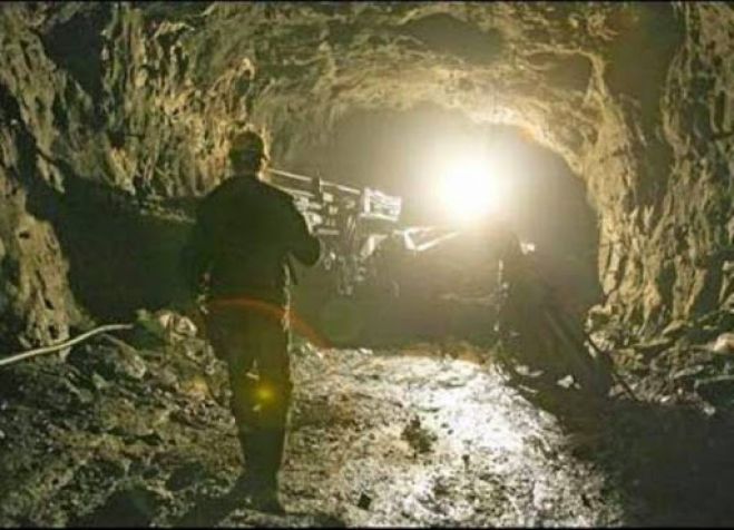 &Eta; &Omicron;&mu;&omicron;&sigma;&pi;&omicron;&nu;&delta;ί&alpha; &Mu;&epsilon;&tau;&alpha;&lambda;&lambda;&omega;&rho;ύ&chi;&omega;&nu; &Epsilon;&lambda;&lambda;ά&delta;&alpha;&sigmaf; &kappa;&alpha;&tau;&alpha;&gamma;&gamma;έ&lambda;&lambda;&epsilon;&iota; "&alpha;&pi;&alpha;&rho;ά&delta;&epsilon;&kappa;&tau;&eta; &sigma;&upsilon;&mu;&pi;&epsilon;&rho;&iota;&phi;&omicron;&rho;ά" &epsilon;&nu;&alpha;&nu;&tau;ί&omicron;&nu; &epsilon;&kappa;&pi;&rho;&omicron;&sigma;ώ&pi;&omicron;&upsilon; &epsilon;&rho;&gamma;&alpha;&zeta;&omicron;&mu;έ&nu;&omega;&nu; &sigma;&tau;&eta;&nu; &Mu;&epsilon;&gamma;&alpha;&lambda;ό&pi;&omicron;&lambda;&eta;