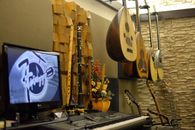 &Tau;&omicron; &Sigma;ά&beta;&beta;&alpha;&tau;&omicron; &xi;&epsilon;&kappa;&iota;&nu;&omicron;ύ&nu; &tau;&alpha; &mu;&omicron;&upsilon;&sigma;&iota;&kappa;ά &sigma;&epsilon;&mu;&iota;&nu;ά&rho;&iota;&alpha; &alpha;&pi;ό &tau;&omicron; &laquo;7&phi;&theta;&omicron;&gamma;&gamma;&omicron;&raquo;!