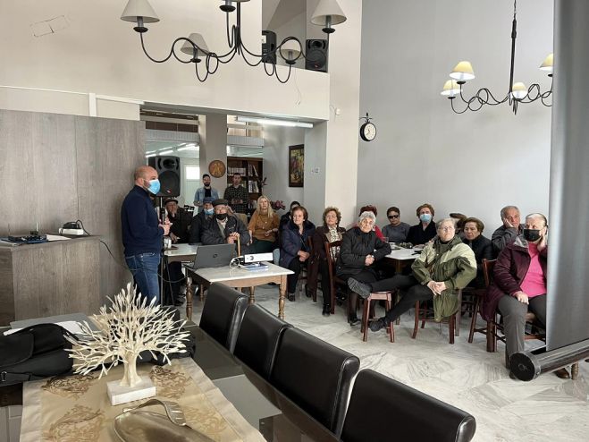 &Delta;&rho;ά&sigma;&eta; &epsilon;&nu;&eta;&mu;έ&rho;&omega;&sigma;&eta;&sigmaf; &gamma;&iota;&alpha; &tau;&eta; &nu;ό&sigma;&omicron; Parkinson &sigma;&tau;&omicron; &Kappa;&Alpha;&Pi;&Eta; &Tau;&rho;ί&pi;&omicron;&lambda;&eta;&sigmaf; (&epsilon;&iota;&kappa;ό&nu;&epsilon;&sigmaf;)