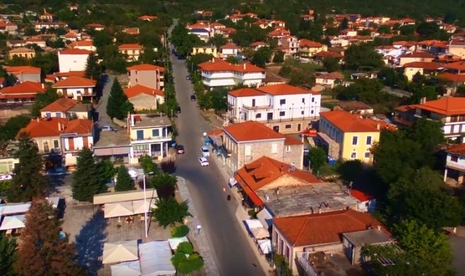Έ&nu;&alpha; ό&mu;&omicron;&rho;&phi;&omicron; video drone &gamma;&iota;&alpha; &tau;&omicron; &Lambda;&epsilon;&beta;ί&delta;&iota;! (vd)