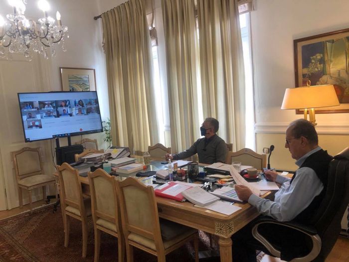 &Nu;ί&kappa;&alpha;&sigmaf;: "&Tau;&alpha; &Nu;&omicron;&sigma;&omicron;&kappa;&omicron;&mu;&epsilon;ί&alpha; &Kappa;&alpha;&lambda;&alpha;&mu;ά&tau;&alpha;&sigmaf; &kappa;&alpha;&iota; &Tau;&rho;ί&pi;&omicron;&lambda;&eta;&sigmaf; &nu;&omicron;&sigma;&eta;&lambda;&epsilon;ύ&omicron;&upsilon;&nu; ή&pi;&iota;&epsilon;&sigmaf; &pi;&epsilon;&rho;&iota;&pi;&tau;ώ&sigma;&epsilon;&iota;&sigmaf; covid-19, &epsilon;&nu;ώ &omicron;&iota; &sigma;&omicron;&beta;&alpha;&rho;ό&tau;&epsilon;&rho;&epsilon;&sigmaf; &delta;&iota;&alpha;&kappa;&omicron;&mu;ί&zeta;&omicron;&nu;&tau;&alpha;&iota; &sigma;&tau;&omicron; &Rho;ί&omicron;"