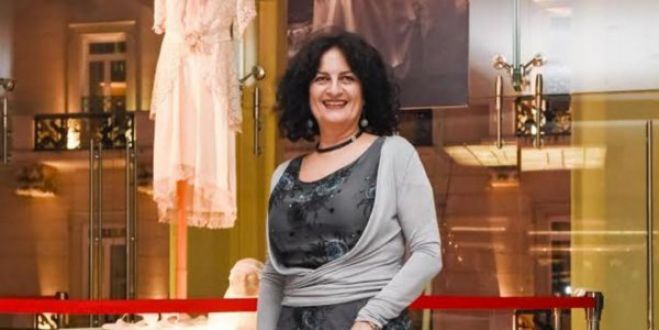 &Pi;έ&nu;&theta;&omicron;&sigmaf; &sigma;&tau;&iota;&sigmaf; &laquo;Ά&gamma;&rho;&iota;&epsilon;&sigmaf; &Mu;έ&lambda;&iota;&sigma;&sigma;&epsilon;&sigmaf;&raquo; | Έ&phi;&upsilon;&gamma;&epsilon; &alpha;&pi;ό &tau;&eta; &zeta;&omega;ή &eta; &epsilon;&nu;&delta;&upsilon;&mu;&alpha;&tau;&omicron;&lambda;ό&gamma;&omicron;&sigmaf; &tau;&eta;&sigmaf; &sigma;&epsilon;&iota;&rho;ά&sigmaf; &Gamma;&iota;&omicron;ύ&lambda;&alpha; &Zeta;&omega;&iota;&omicron;&pi;&omicron;ύ&lambda;&omicron;&upsilon;