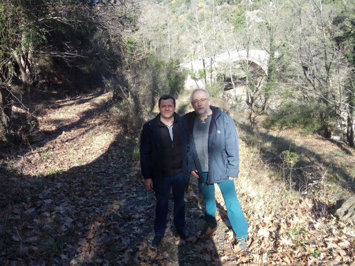 &Pi;&rho;&omicron;&chi;&omega;&rho;ά &tau;&omicron; &pi;&epsilon;&zeta;&omicron;&pi;&omicron;&rho;&iota;&kappa;ό &mu;&omicron;&nu;&omicron;&pi;ά&tau;&iota; "Parnon Trail" &sigma;&tau;&eta;&nu; &Kappa;&upsilon;&nu;&omicron;&upsilon;&rho;ί&alpha;!