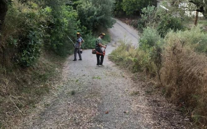 Πυρρί Γορτυνίας | Καθαρισμοί σε δρόμοι και στο κοιμητήριο (εικόνες)