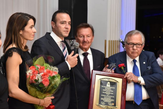 &Nu;έ&alpha; &Upsilon;ό&rho;&kappa;&eta; | &Tau;&alpha; 88 &chi;&rho;ό&nu;&iota;&alpha;  &tau;&omicron;&upsilon; &gamma;&iota;ό&rho;&tau;&alpha;&sigma;&epsilon; &omicron; &laquo;&Gamma;έ&rho;&omicron;&sigmaf; &tau;&omicron;&upsilon; &Mu;&omega;&rho;&iota;ά&raquo; - &Tau;&iota;&mu;ή&theta;&eta;&kappa;&epsilon; &omicron; &Gamma;. &Rho;&epsilon;&beta;&epsilon;&lambda;&iota;ώ&tau;&eta;&sigmaf; (vd)