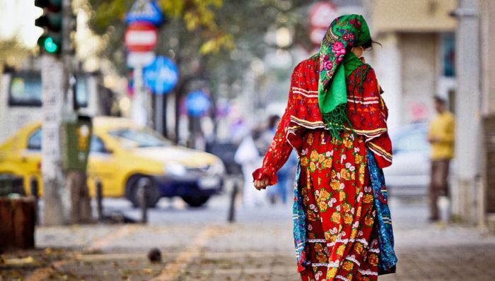 &Beta;&epsilon;&lambda;&tau;ί&omega;&sigma;&eta; &tau;&omega;&nu; &sigma;&upsilon;&nu;&theta;&eta;&kappa;ώ&nu; &delta;&iota;&alpha;&beta;ί&omega;&sigma;&eta;&sigmaf; &gamma;&iota;&alpha; &tau;&omicron;&upsilon;&sigmaf; &Rho;&Omicron;&Mu;&Alpha; &tau;&omicron;&upsilon; Ά&sigma;&tau;&rho;&omicron;&upsilon;&sigmaf; &zeta;&eta;&tau;ά &eta; &Delta;&eta;&mu;&omicron;&tau;&iota;&kappa;ή &Kappa;&omicron;&iota;&nu;ό&tau;&eta;&tau;&alpha;