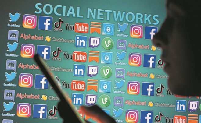 "Τέλος" τα social media για νέους κάτω των 16 ετών – Αυστηρός νόμος από την Φλόριντα