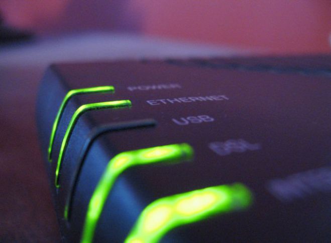 &Pi;ώ&sigmaf; &nu;&alpha; &epsilon;&lambda;έ&gamma;&xi;&epsilon;&tau;&epsilon; &alpha;&nu; &kappa;ά&pi;&omicron;&iota;&omicron;&sigmaf; &chi;&rho;&eta;&sigma;&iota;&mu;&omicron;&pi;&omicron;&iota;&epsilon;ί &tau;&omicron; Wi-Fi &sigma;&alpha;&sigmaf;!