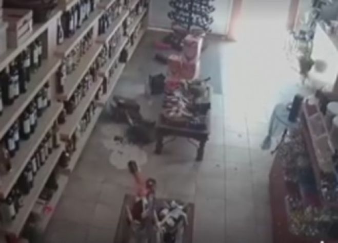 Σεισμός - Μυτιλήνη: Νέο αποκαλυπτικό βίντεο - ντοκουμέντο! (vd)