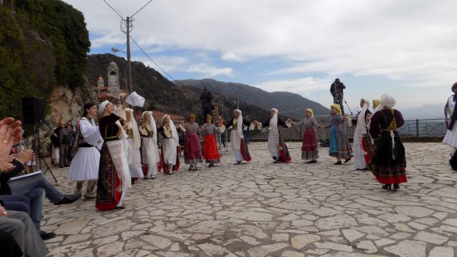 &quot;Από τόπο ... σε τόπο&quot; | Τα τηλεοπτικά γυρίσματα στη Δημητσάνα (εικόνες - βίντεο)