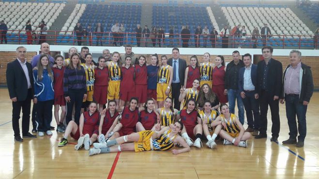 &Pi;&alpha;&nu;&epsilon;&lambda;&lambda;ή&nu;&iota;&omicron; &Pi;&rho;&omega;&tau;ά&theta;&lambda;&eta;&mu;&alpha; &Nu;&epsilon;&alpha;&nu;ί&delta;&omega;&nu; - &Mu;&epsilon;&gamma;&alpha;&lambda;ό&pi;&omicron;&lambda;&eta; | &Omicron; Έ&sigma;&pi;&epsilon;&rho;&omicron;&sigmaf; &Alpha;&Omicron;&Pi;&Alpha; &pi;&rho;&omicron;&kappa;&rho;ί&theta;&eta;&kappa;&epsilon; &sigma;&tau;&alpha; &tau;&epsilon;&lambda;&iota;&kappa;ά