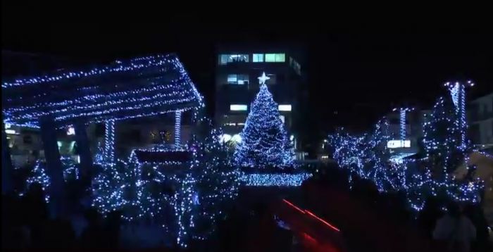 Live η έναρξη των Χριστουγεννιάτικων εκδηλώσεων στην Τρίπολη! (vd)