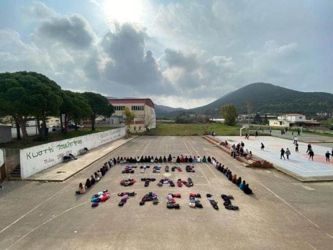 &Mu;&alpha;&theta;&eta;&tau;έ&sigmaf; &gamma;&rho;ά&phi;&omicron;&upsilon;&nu; &sigma;&upsilon;&nu;&theta;ή&mu;&alpha;&tau;&alpha; &mu;&epsilon; &tau;&iota;&sigmaf; &tau;&sigma;ά&nu;&tau;&epsilon;&sigmaf; &tau;&omicron;&upsilon;&sigmaf; &gamma;&iota;&alpha; &tau;&alpha; &theta;ύ&mu;&alpha;&tau;&alpha; &tau;&omega;&nu; &Tau;&epsilon;&mu;&pi;ώ&nu;