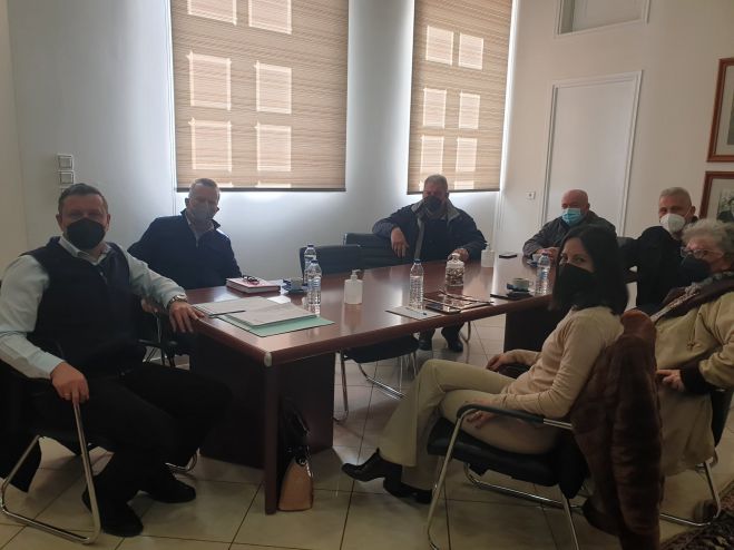 &Kappa;&alpha;&mu;&pi;ύ&lambda;&eta;&sigmaf;: "&Sigma;&upsilon;&nu;&epsilon;&chi;ί&zeta;&omicron;&upsilon;&mu;&epsilon; &alpha;&pi;&rho;ό&sigma;&kappa;&omicron;&pi;&tau;&alpha; &tau;&eta; &sigma;&upsilon;&nu;&epsilon;&rho;&gamma;&alpha;&sigma;ί&alpha; &mu;&alpha;&sigmaf; &mu;&epsilon; &tau;&eta;&nu; &Pi;&epsilon;&rho;&iota;&phi;έ&rho;&epsilon;&iota;&alpha;. &Epsilon;ύ&chi;&omicron;&mu;&alpha;&iota; &sigma;&tau;&omicron;&nu; &kappa;. &Sigma;&kappa;&alpha;&nu;&tau;&zeta;ό &kappa;&alpha;&lambda;ή &kappa;&alpha;&iota; &delta;&eta;&mu;&iota;&omicron;&upsilon;&rho;&gamma;&iota;&kappa;ή &theta;&eta;&tau;&epsilon;ί&alpha;"