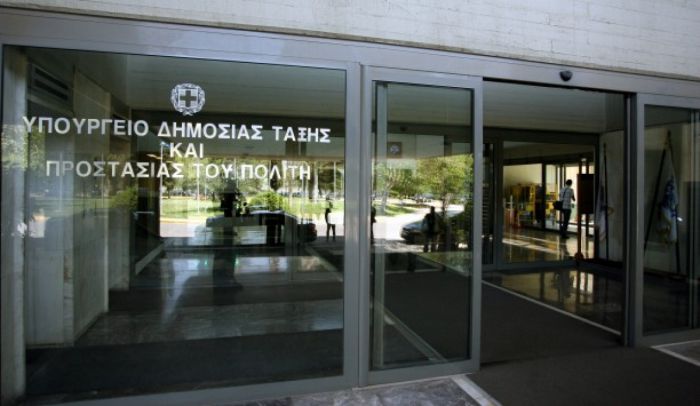 Μεγαλόπολη - Να παραμείνει εντός πόλης η Πυροσβεστική ζήτησε ο Δήμαρχος από τον Αρχηγό!