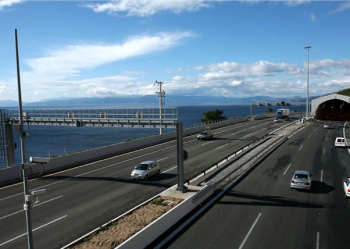 Ολιγόωρες κυκλοφοριακές ρυθμίσεις στην Κορίνθου - Πατρών