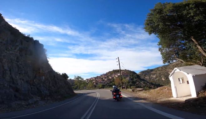 Motorbike tour &sigma;&epsilon; &Beta;&upsilon;&tau;ί&nu;&alpha;, &Lambda;&alpha;&gamma;&kappa;ά&delta;&iota;&alpha;, &Delta;&eta;&mu;&eta;&tau;&sigma;ά&nu;&alpha;, &Sigma;&tau;&epsilon;&mu;&nu;ί&tau;&sigma;&alpha; &kappa;&alpha;&iota; &Epsilon;&lambda;&lambda;&eta;&nu;&iota;&kappa;ό! (vd)
