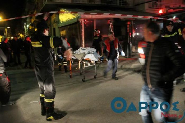 &Sigma;&upsilon;&gamma;&kappa;&lambda;&omicron;&nu;&iota;&sigma;&mu;έ&nu;&eta; &eta; &Kappa;&alpha;&lambda;&alpha;&mu;ά&tau;&alpha; | Έ&kappa;&rho;&eta;&xi;&eta; &alpha;&pi;ό &phi;&iota;ά&lambda;&eta; &upsilon;&gamma;&rho;&alpha;&epsilon;&rho;ί&omicron;&upsilon; &sigma;&epsilon; &tau;&alpha;&beta;έ&rho;&nu;&alpha; - &Sigma;&kappa;&omicron;&tau;ώ&theta;&eta;&kappa;&alpha;&nu; &tau;&rho;&epsilon;&iota;&sigmaf; &gamma;&upsilon;&nu;&alpha;ί&kappa;&epsilon;&sigmaf; (vd)