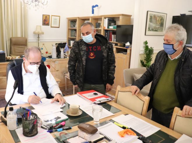 &Xi;&epsilon;&kappa;&iota;&nu;&omicron;ύ&nu; έ&rho;&gamma;&alpha; &sigma;&epsilon; &tau;&rho;&epsilon;&iota;&sigmaf; &delta;&rho;ό&mu;&omicron;&upsilon;&sigmaf; &tau;&eta;&sigmaf; &Alpha;&rho;&kappa;&alpha;&delta;ί&alpha;&sigmaf;!