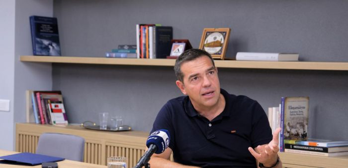 Αλέξης Τσίπρας: "Ως κυβέρνηση θα καταργήσουμε την ελάχιστη βάση εισαγωγής"