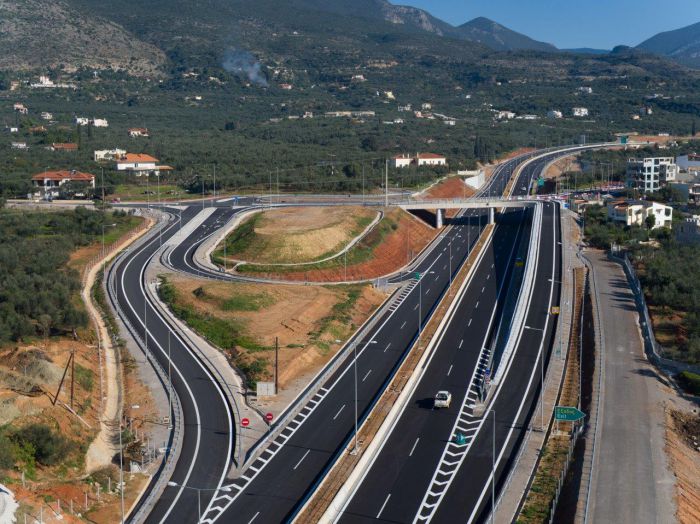 Νέες κυκλοφοριακές ρυθμίσεις στον αυτοκινητόδρομο "Μορέας"