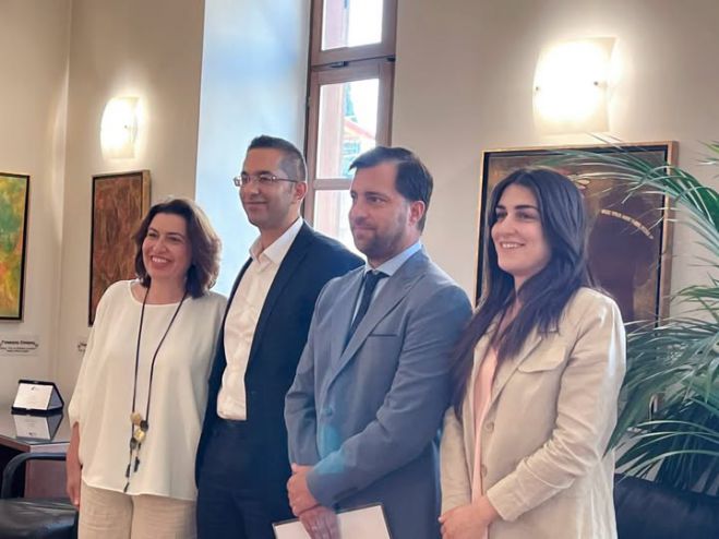 &Upsilon;&pi;&omicron;&delta;&omicron;&chi;ή &nu;έ&omega;&nu; &mu;&epsilon;&lambda;ώ&nu; &Delta;.&Epsilon;.&Pi;. &sigma;&tau;&omicron; &Pi;&alpha;&nu;&epsilon;&pi;&iota;&sigma;&tau;ή&mu;&iota;&omicron; &Pi;&epsilon;&lambda;&omicron;&pi;&omicron;&nu;&nu;ή&sigma;&omicron;&upsilon;!