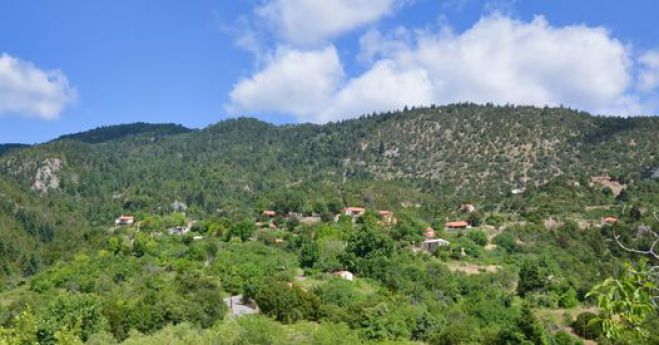 &Sigma;&tau;&omicron;&nu; (&Nu;ό&tau;&iota;&omicron;) &Pi;ά&rho;&nu;&omega;&nu;&alpha; &omicron; &Sigma;&Alpha;&Omicron;&Omicron;