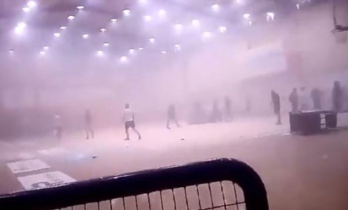 &Sigma;ύ&rho;&rho;&alpha;&xi;&eta; &kappa;&alpha;&iota; &tau;&rho;&omicron;&mu;&epsilon;&rho;ά &epsilon;&pi;&epsilon;&iota;&sigma;ό&delta;&iota;&alpha; &sigma;&epsilon; &alpha;&gamma;ώ&nu;&alpha; &mu;&pi;ά&sigma;&kappa;&epsilon;&tau;! (vd)