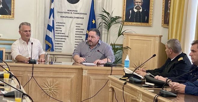&Alpha;&iota;&tau;ή&sigma;&epsilon;&iota;&sigmaf; &gamma;&iota;&alpha; &tau;&eta; &theta;έ&sigma;&eta; &Pi;&epsilon;&rho;&iota;&phi;&epsilon;&rho;&epsilon;&iota;&alpha;&kappa;&omicron;ύ &Sigma;&upsilon;&nu;&tau;&omicron;&nu;&iota;&sigma;&tau;ή &Pi;&omicron;&lambda;&iota;&tau;&iota;&kappa;ή&sigmaf; &Pi;&rho;&omicron;&sigma;&tau;&alpha;&sigma;ί&alpha;&sigmaf; &sigma;&tau;&eta;&nu; &Pi;&epsilon;&rho;&iota;&phi;έ&rho;&epsilon;&iota;&alpha; &Pi;&epsilon;&lambda;&omicron;&pi;&omicron;&nu;&nu;ή&sigma;&omicron;&upsilon;