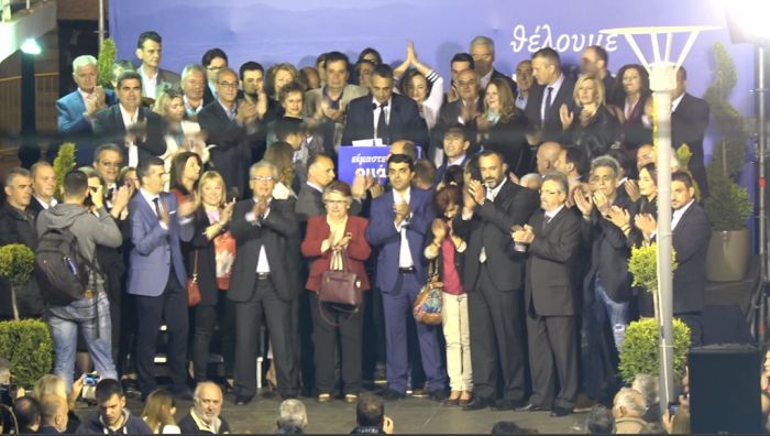 Παράταξη Τζιούμη | Οι "12" που εκλέγονται στο Δημοτικό Συμβούλιο - Πρωτιά για Χατζόπουλο, εκλέχτηκε ο Τσαγκαρέλης