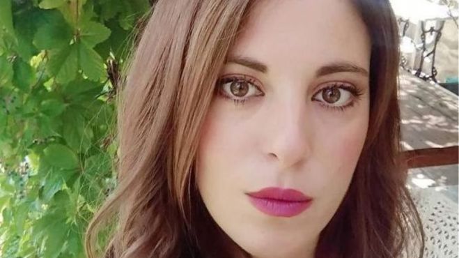 Θλίψη στην κηδεία της Νίκης Λειβαδάρη (εικόνες)